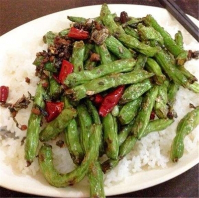 四季豆盖饭