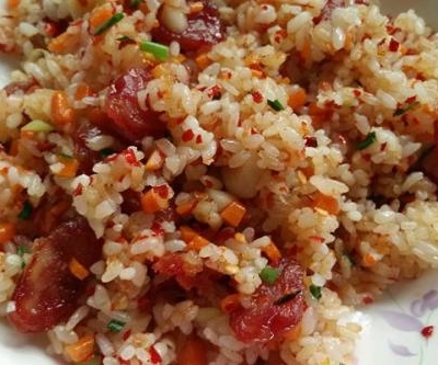 土豆香肠炒饭