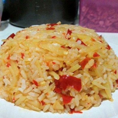 土豆肉丝炒饭