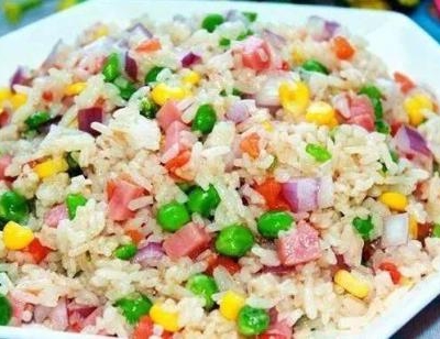 青椒玉米炒饭
