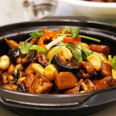 鸡仔煲