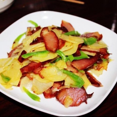 土豆腊肉