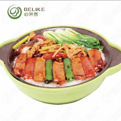 鸡排煲仔饭