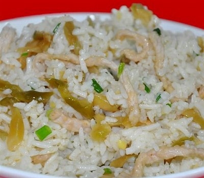 酸菜肉丝炒饭