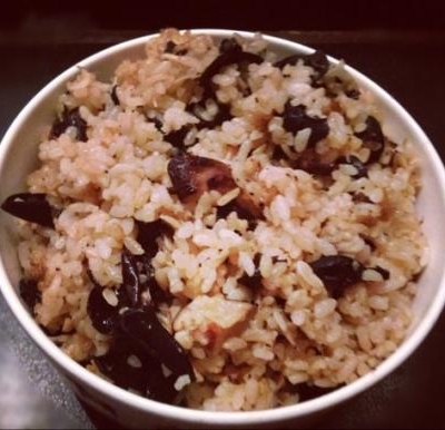 香菇肉丝盖饭