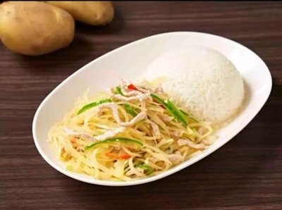 土豆丝盖饭