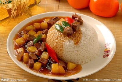 土豆牛肉盖饭