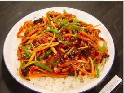 鱼香肉丝盖饭