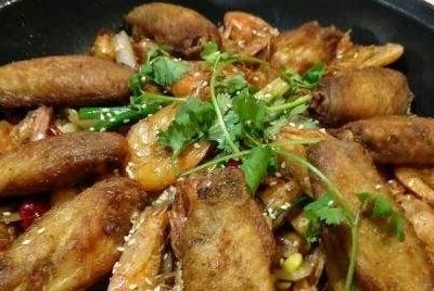 特色中翅煲