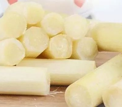 甘蔗半根（切小块）
