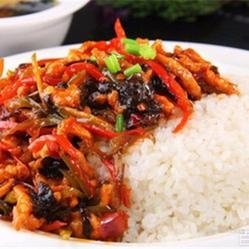 甜椒肉丝盖饭