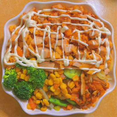 沙拉脆皮鸡饭