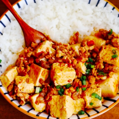 烂肉豆腐盖饭