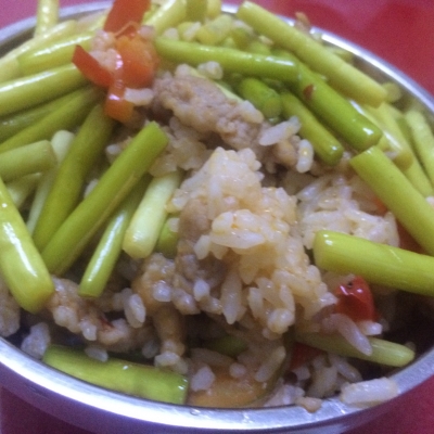 蒜苔肉丝炒饭