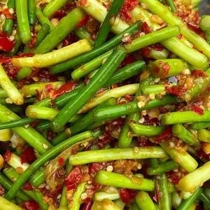 泡椒蒜苔