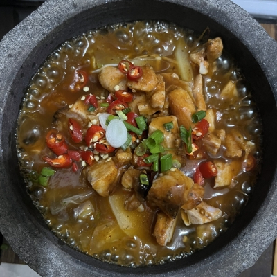 麻辣味泡泡鸡（含米饭）