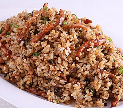 芽菜肉丝炒饭