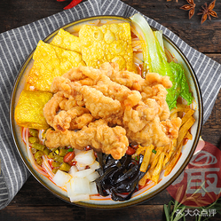 酥肉螺蛳粉