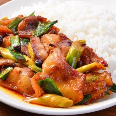 回锅肉盖饭