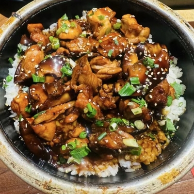 照烧鸡腿饭