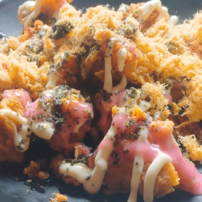 草莓黑松露炸鸡