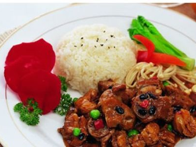 红烧肉饭