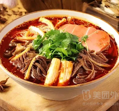 素冒菜加千层肚加火腿肠套餐+1份米饭