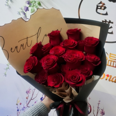 红玫瑰花束