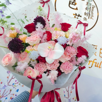 粉色系混搭花束
