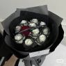 独一无二黑色骑士花束